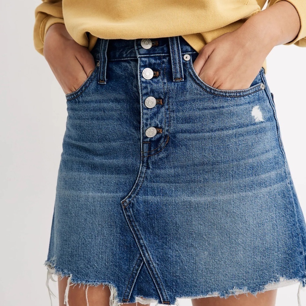 Madewell Women’s Rigid Denim A-line Mini Skirt Hughes Wash Button-Front Size 26